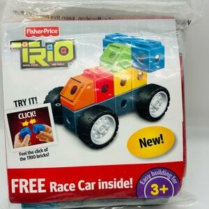 Fisher-Price 2009 TRIO Vehicle Race Car building set ages 3+ New click blocks